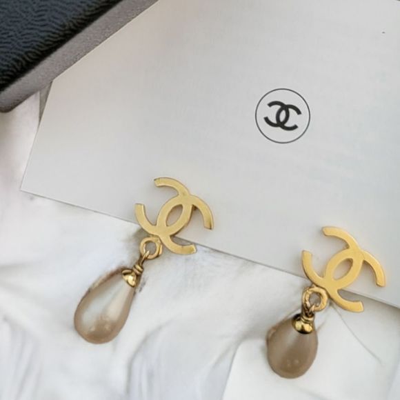 CHANEL Jewelry - CHANEL Clip-On Gold Plated Pearl Earrings